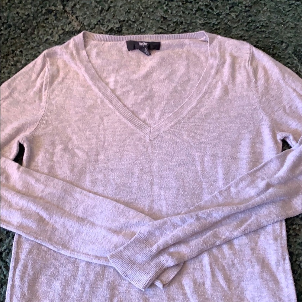 Sweater - Picture 3 of 3